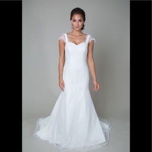 Heidi elnora Nora georgette lace trumpet gown